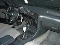 BMW e30 cocpit 